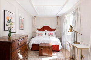 Bedroom in the sea view one bed apartment